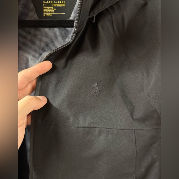 Polo Ralph Lauren rain jacket - Picture 2 of 3